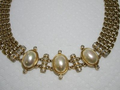 Vintage Italys Vogue Bijoux Gold Tone Rhinestone Faux Pearl Necklace 
