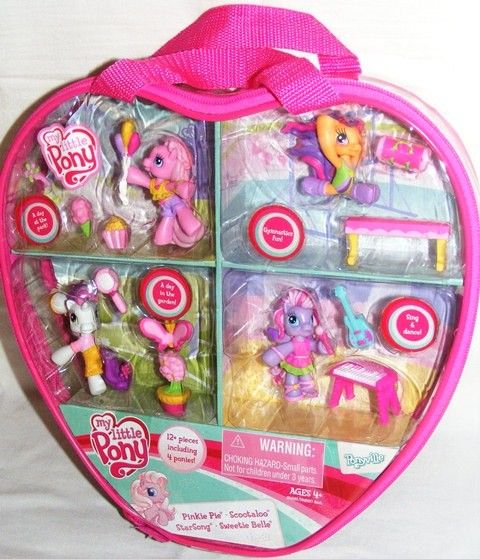 My Little Pony PONYVILLE PLAYSET Exclusive Bag 4 Ponies 12 Accessories 
